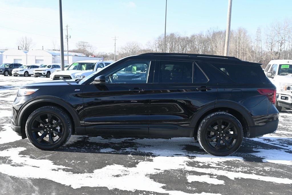 used 2023 Ford Explorer car, priced at $35,992
