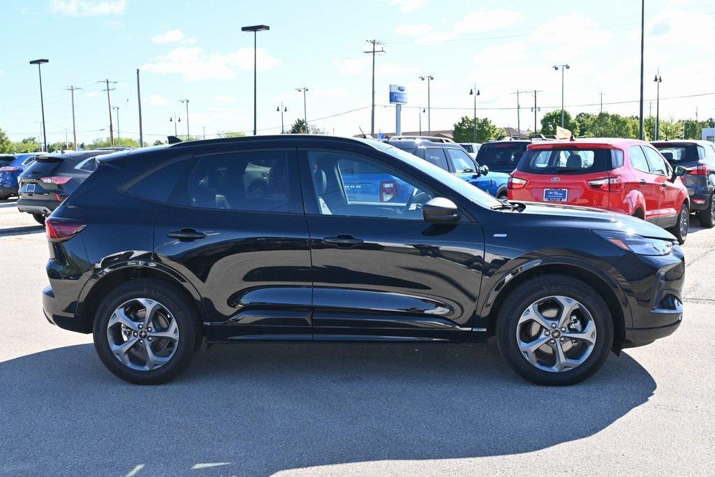 used 2024 Ford Escape car, priced at $25,299