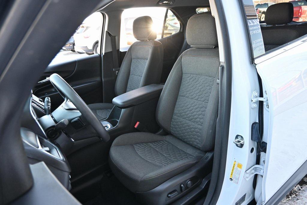 used 2020 Chevrolet Equinox car, priced at $18,900