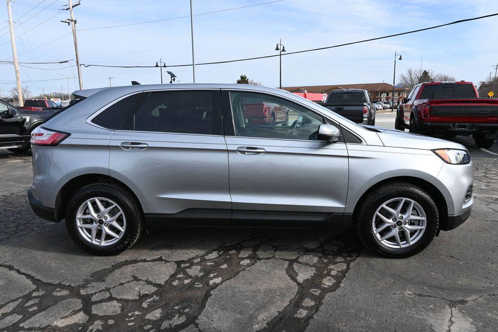 used 2024 Ford Edge car, priced at $29,992