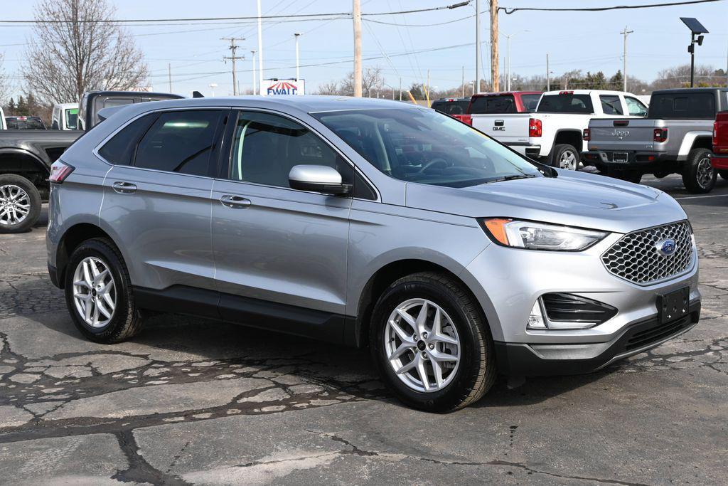 used 2024 Ford Edge car, priced at $29,992