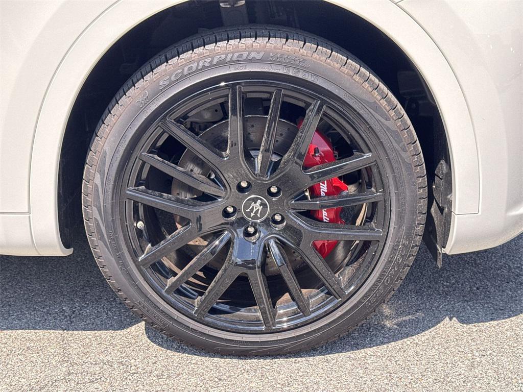 new 2024 Maserati Levante car, priced at $78,500