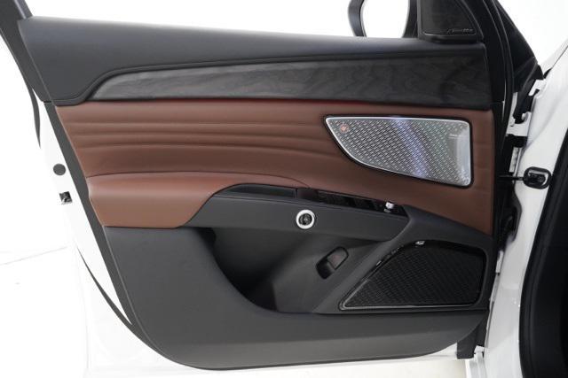 new 2025 Maserati Grecale car, priced at $78,495