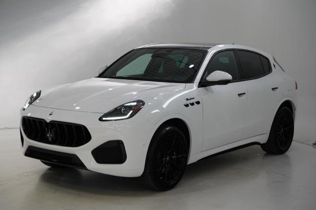 new 2025 Maserati Grecale car, priced at $78,495