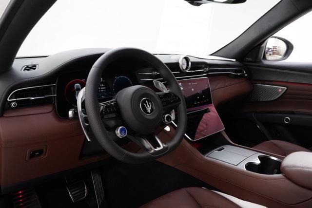 new 2025 Maserati Grecale car, priced at $78,495