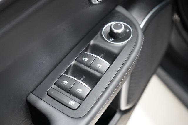 used 2022 Alfa Romeo Giulia car, priced at $23,298