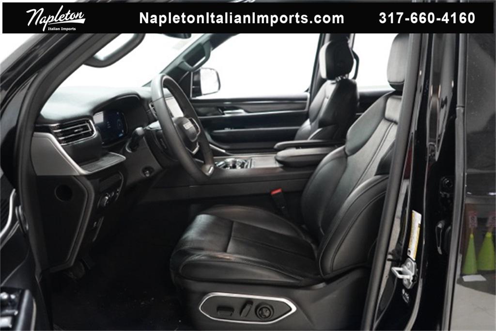 used 2023 Jeep Wagoneer car, priced at $37,688