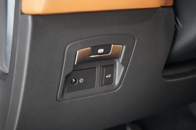 used 2018 Land Rover Range Rover Velar car, priced at $23,100