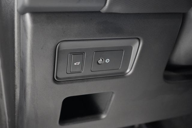 used 2024 Land Rover Discovery car, priced at $48,438