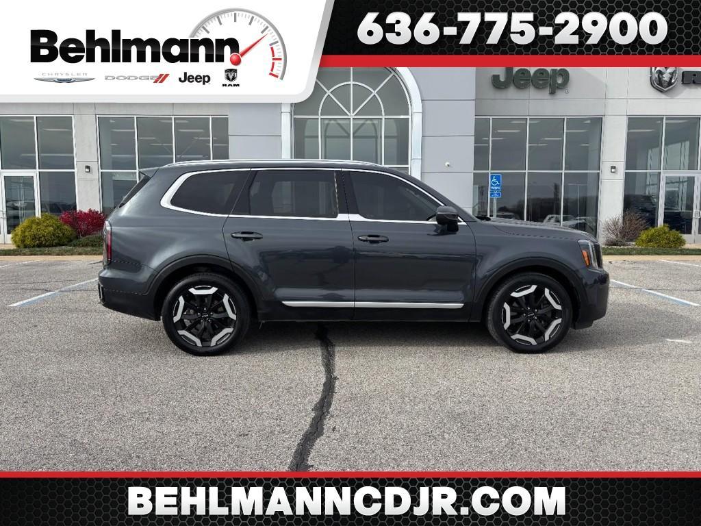 used 2023 Kia Telluride car, priced at $25,500