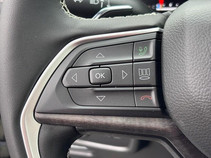 new 2025 Jeep Grand Cherokee L car, priced at $46,735