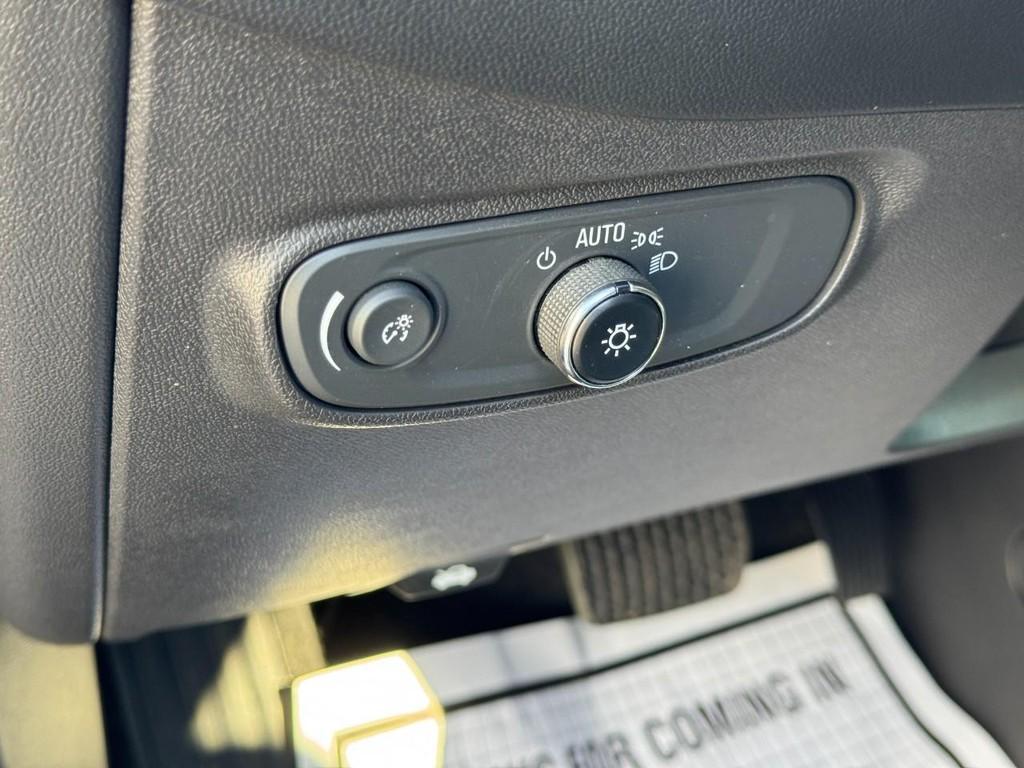 used 2023 Chevrolet Equinox car, priced at $23,500