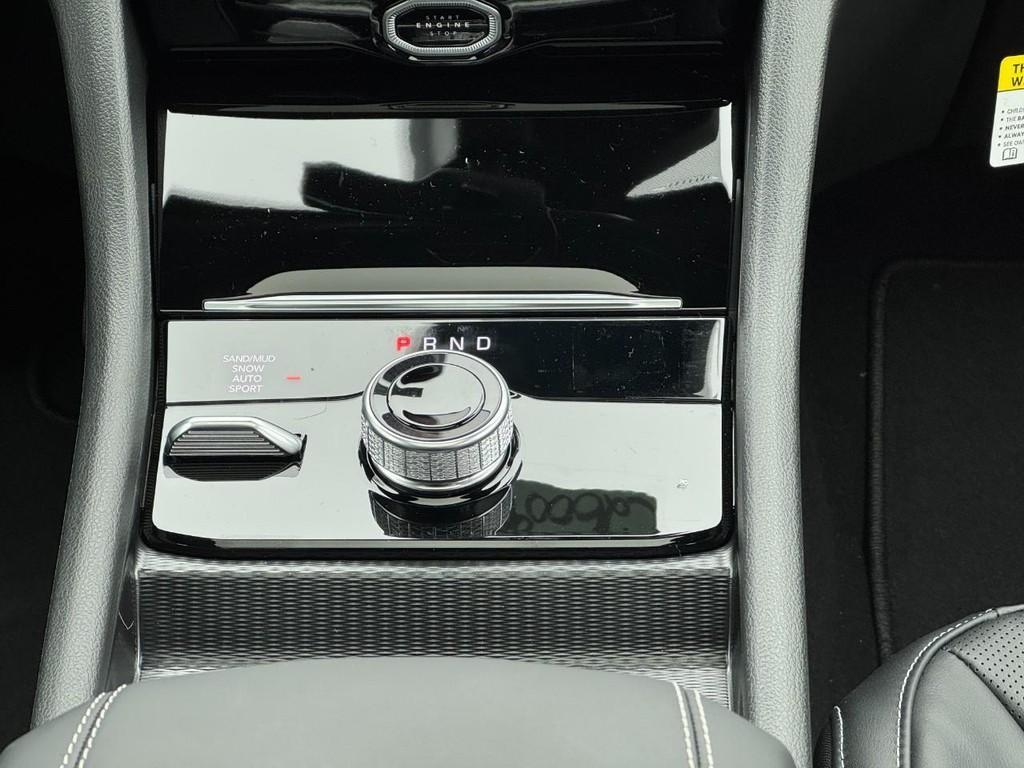 new 2026 Jeep Grand Cherokee car, priced at $49,995