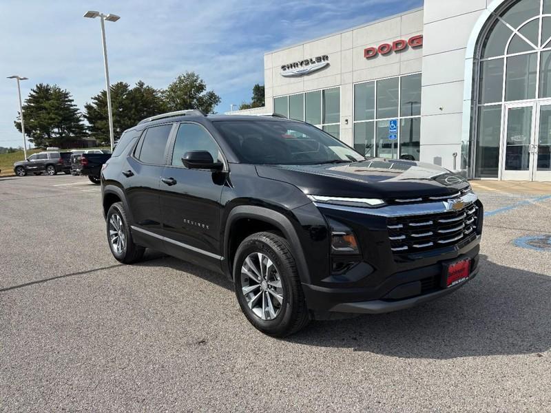 used 2025 Chevrolet Equinox car, priced at $27,000