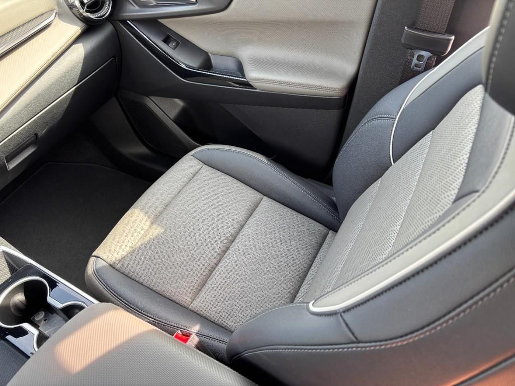 used 2025 Chevrolet Equinox car, priced at $26,500