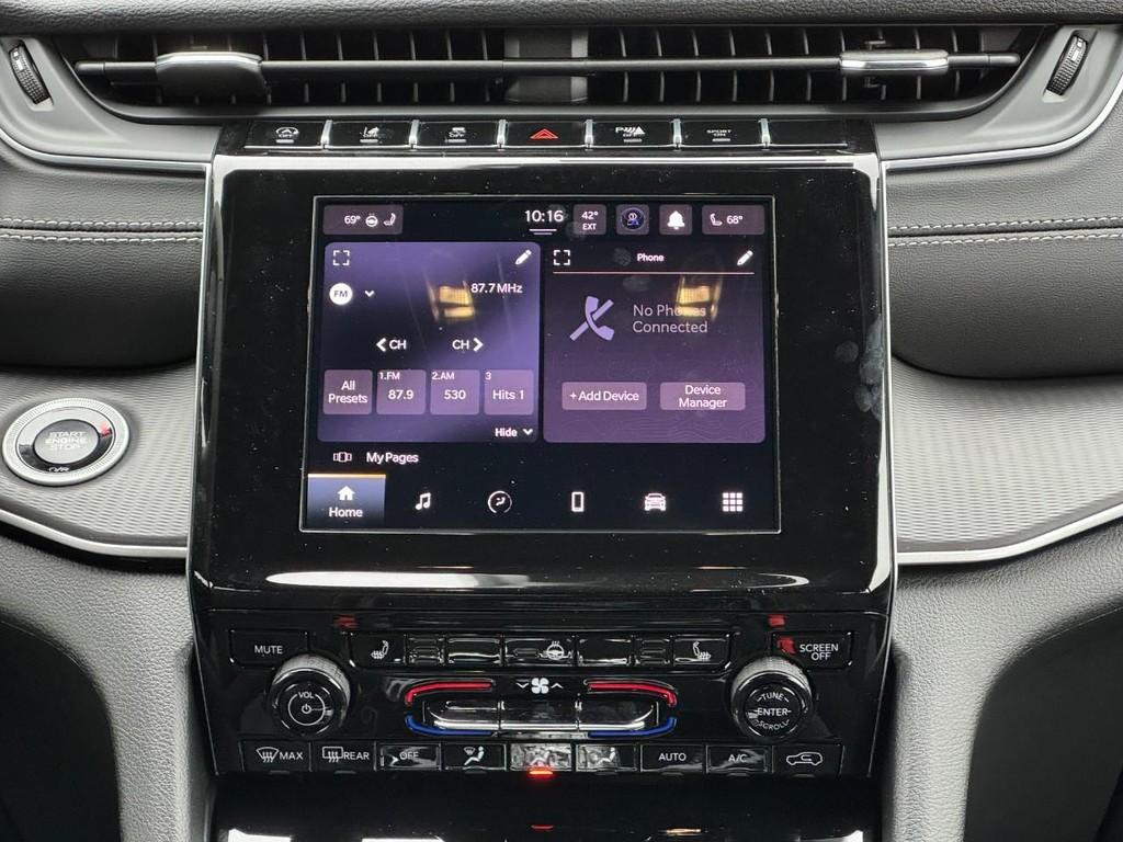 new 2026 Jeep Grand Cherokee car, priced at $41,495