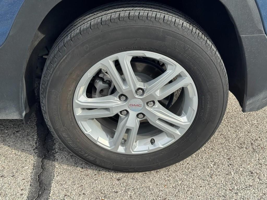 used 2024 GMC Terrain car, priced at $23,500