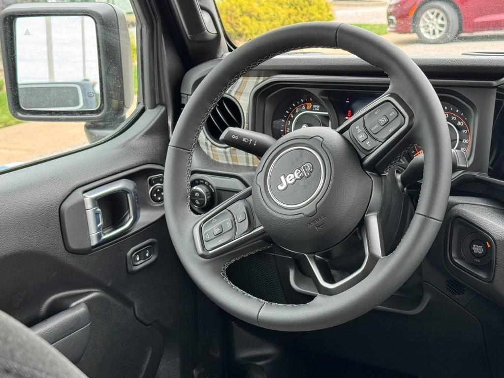 new 2026 Jeep Gladiator car, priced at $45,440