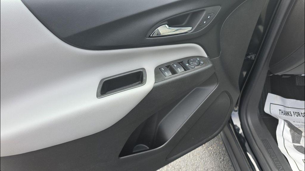 used 2024 Chevrolet Equinox car, priced at $23,995