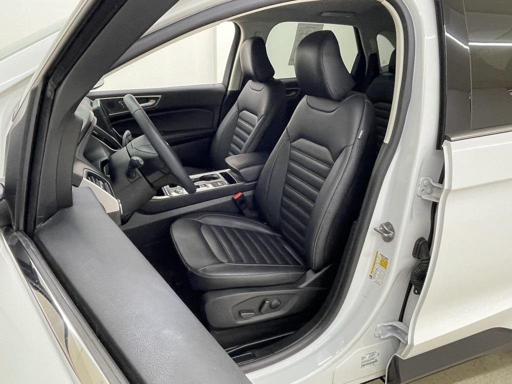 used 2024 Ford Edge car, priced at $26,818