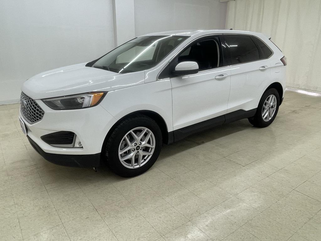 used 2024 Ford Edge car, priced at $26,818