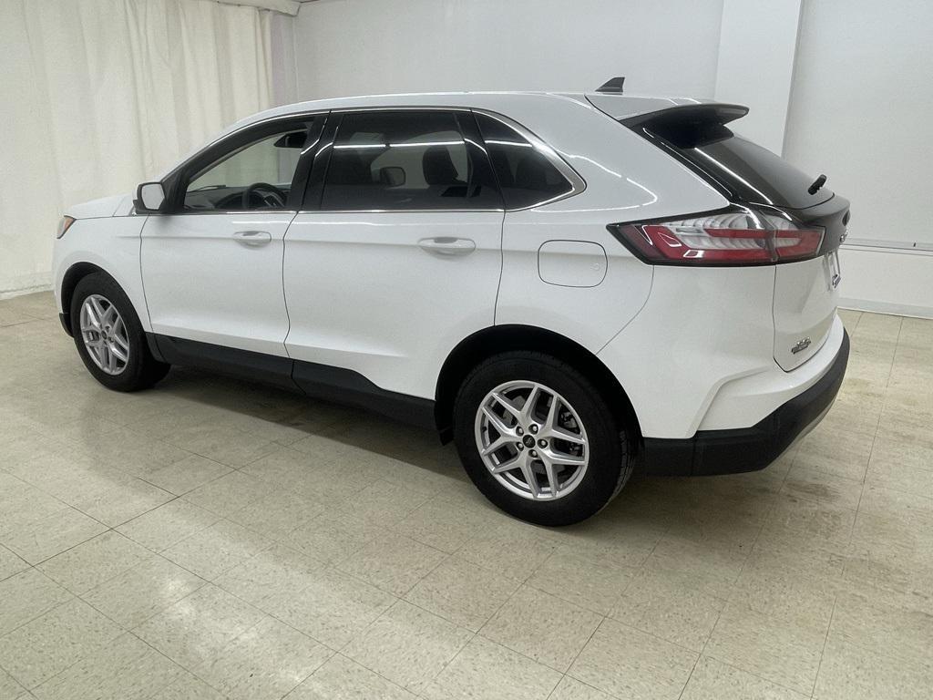 used 2024 Ford Edge car, priced at $26,818