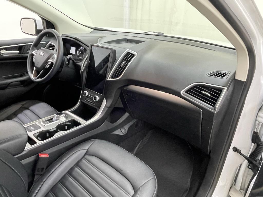 used 2024 Ford Edge car, priced at $26,818
