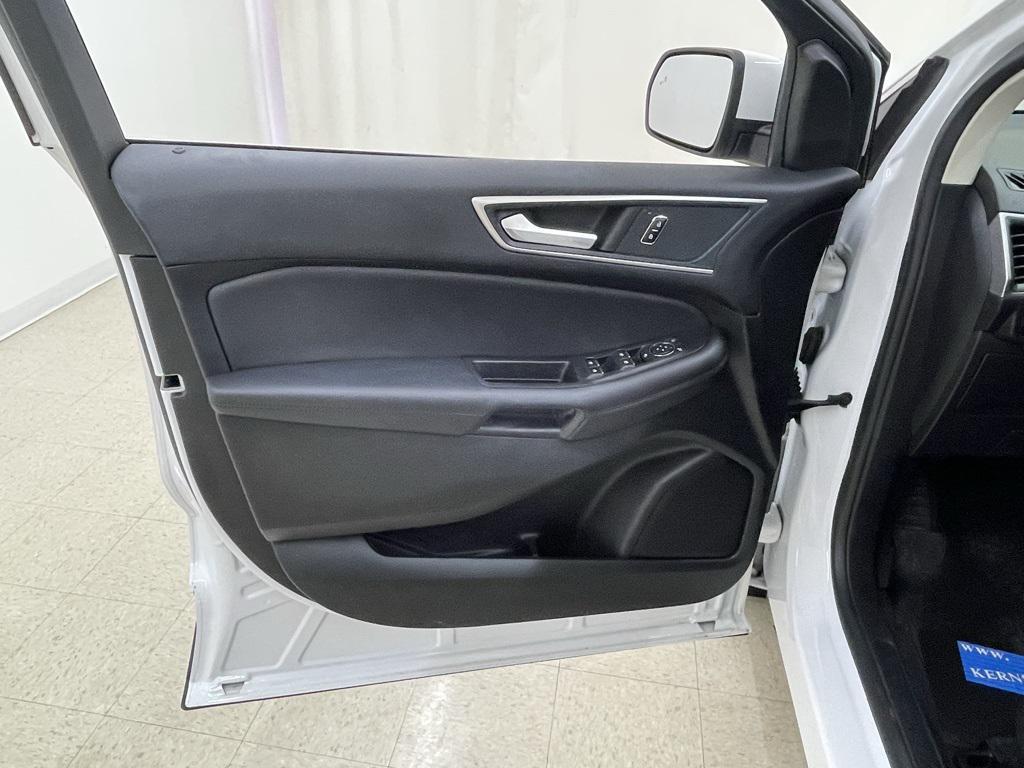 used 2024 Ford Edge car, priced at $26,818