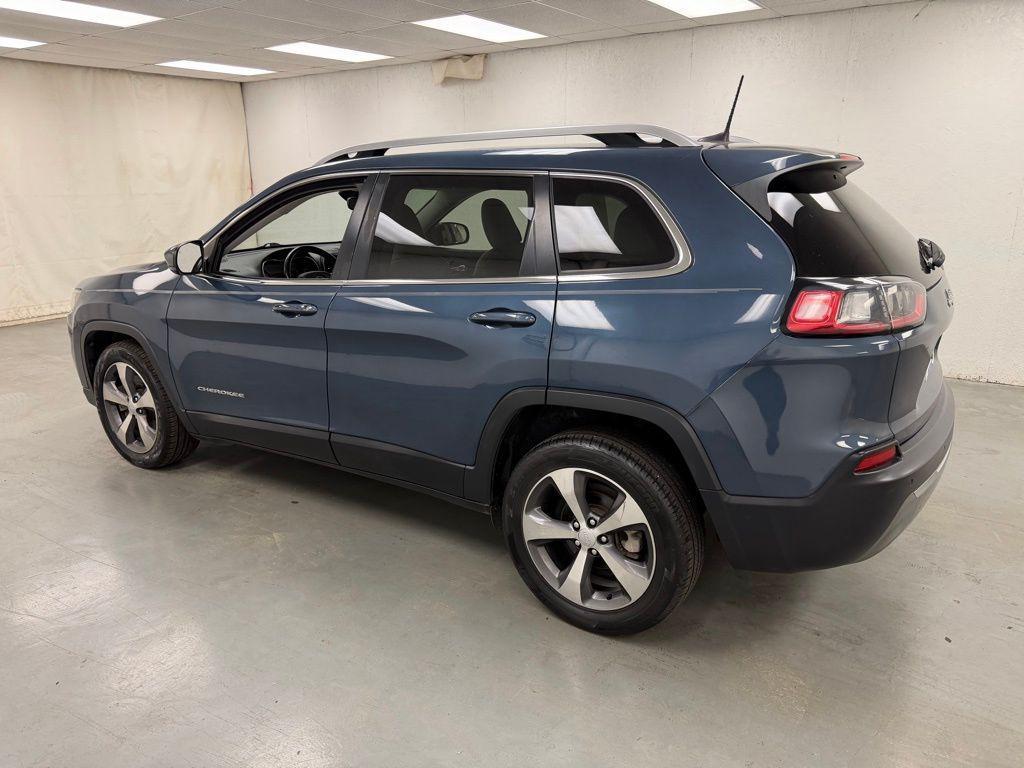 used 2020 Jeep Cherokee car, priced at $13,998