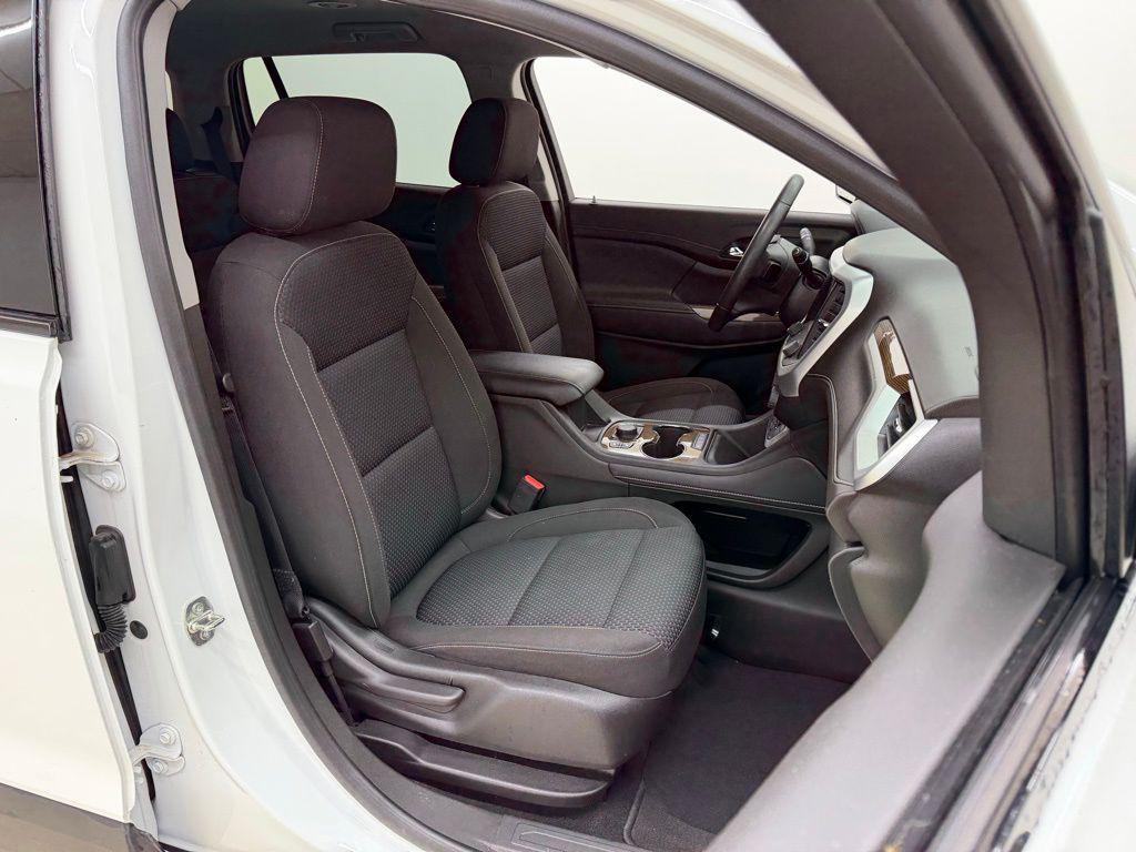 used 2023 GMC Acadia car, priced at $26,787