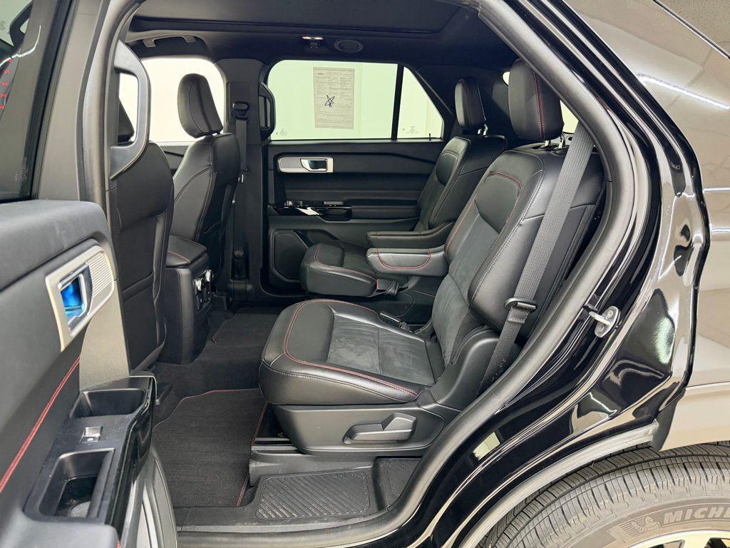 used 2024 Ford Explorer car, priced at $37,391