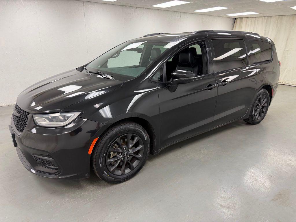 used 2021 Chrysler Pacifica car, priced at $19,262