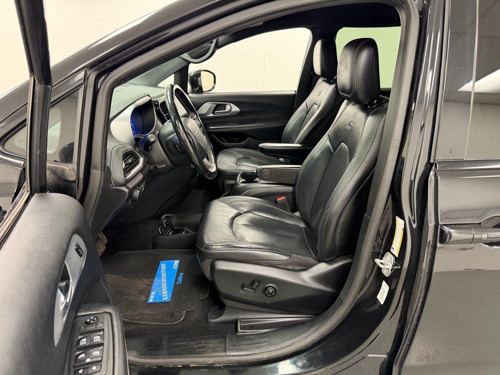 used 2021 Chrysler Pacifica car, priced at $19,262
