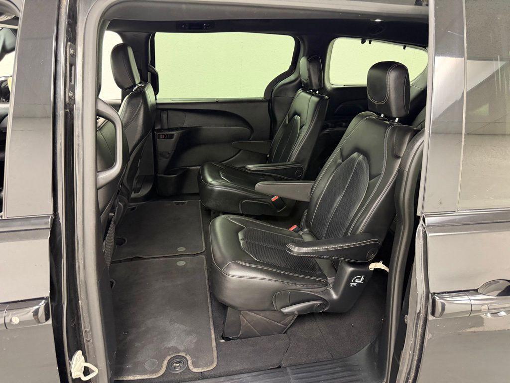 used 2021 Chrysler Pacifica car, priced at $19,262