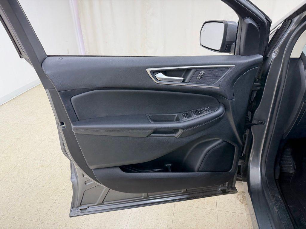 used 2022 Ford Edge car, priced at $21,344