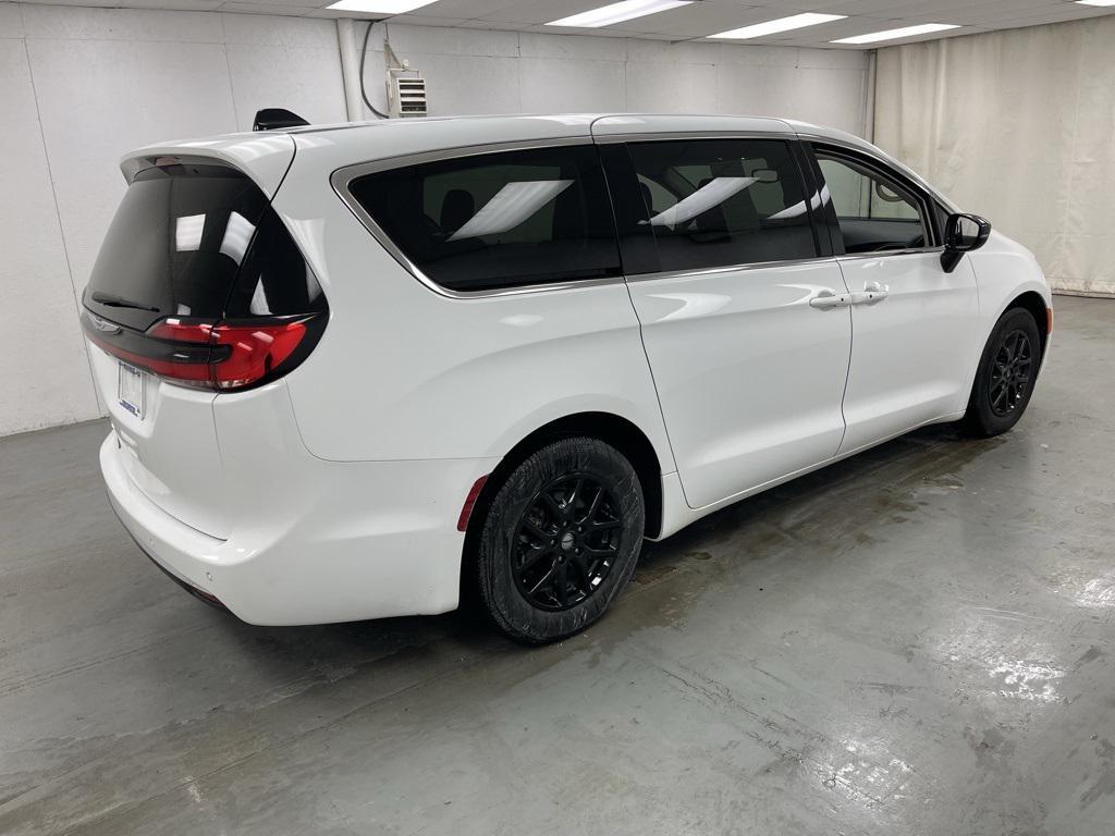 used 2024 Chrysler Pacifica car, priced at $25,586