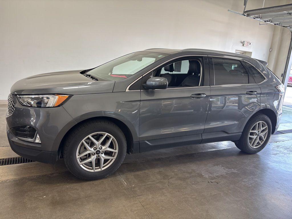 used 2024 Ford Edge car, priced at $27,763