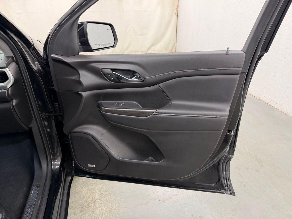 used 2022 GMC Acadia car, priced at $24,921