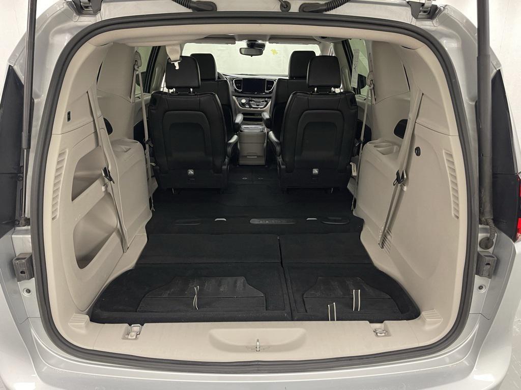 used 2024 Chrysler Pacifica car, priced at $25,920