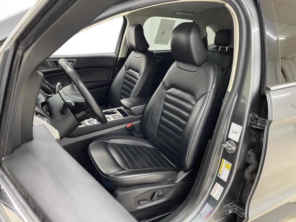 used 2022 Ford Edge car, priced at $18,401