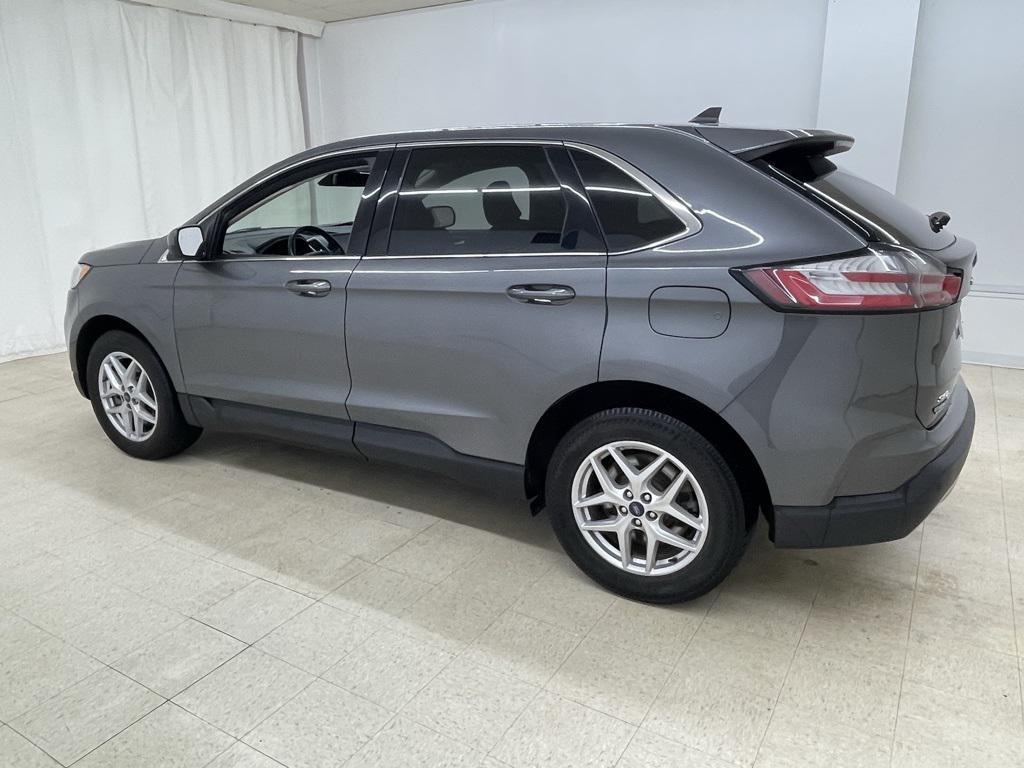 used 2022 Ford Edge car, priced at $18,401