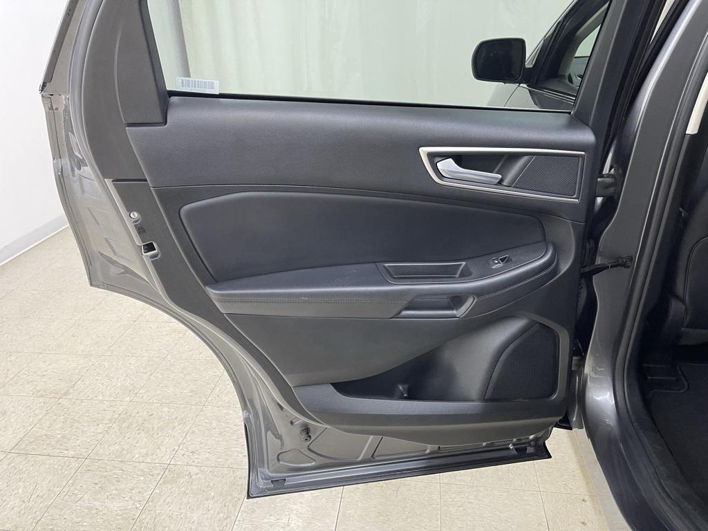 used 2022 Ford Edge car, priced at $18,401