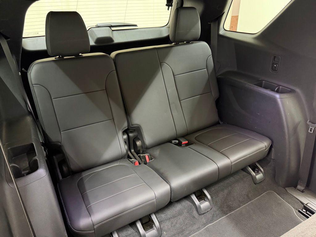 used 2022 Chevrolet Traverse car, priced at $22,465