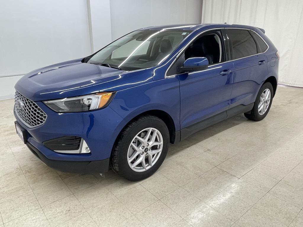 used 2024 Ford Edge car, priced at $25,392