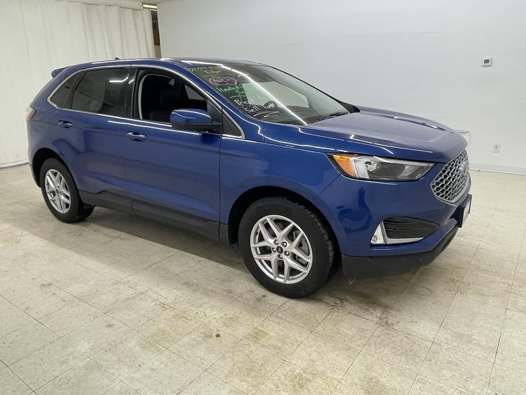 used 2024 Ford Edge car, priced at $25,392