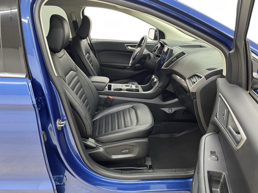 used 2024 Ford Edge car, priced at $25,392