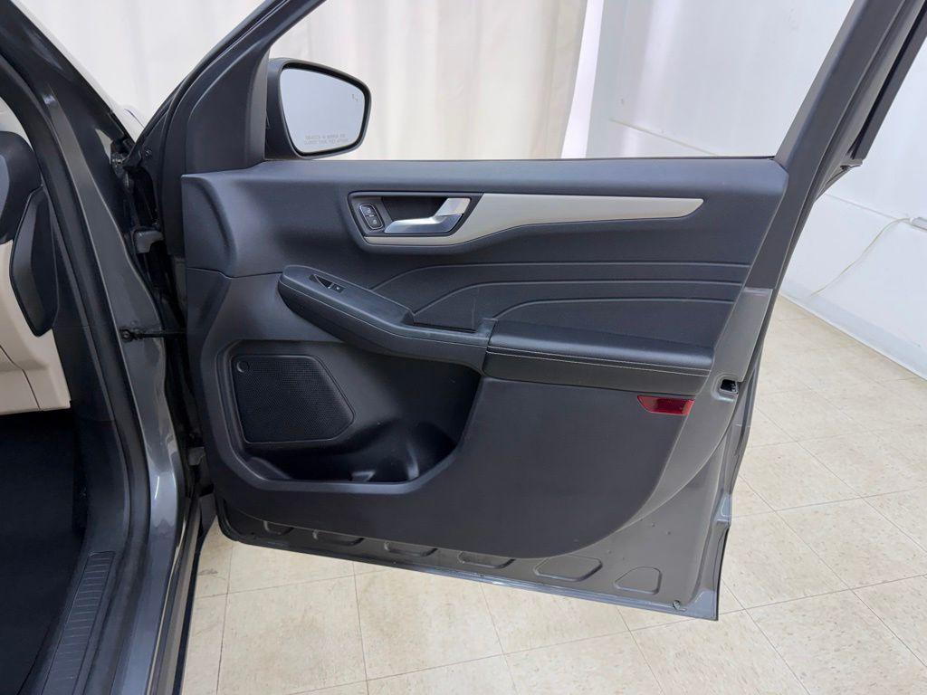 used 2022 Ford Escape car, priced at $16,991
