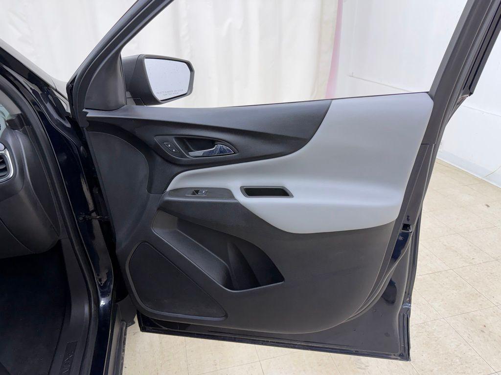 used 2021 Chevrolet Equinox car, priced at $14,991