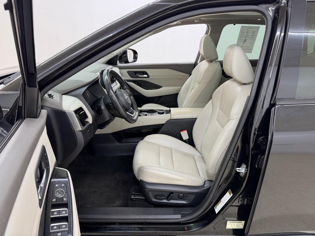 used 2023 Nissan Rogue car, priced at $21,992