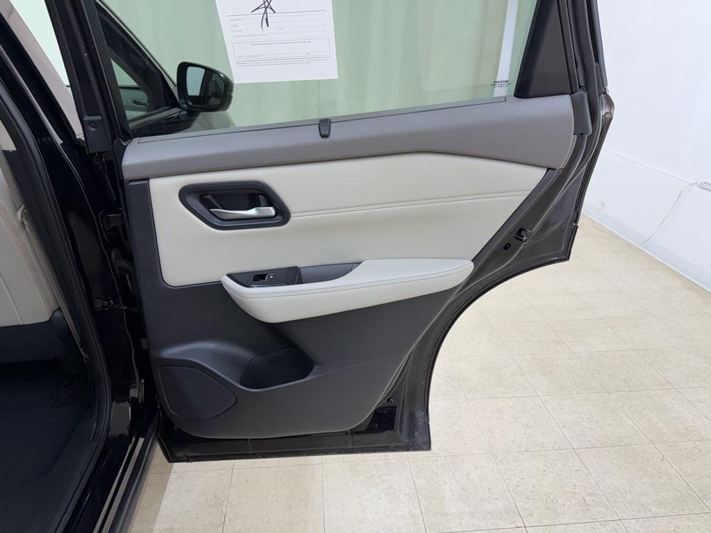 used 2023 Nissan Rogue car, priced at $21,992